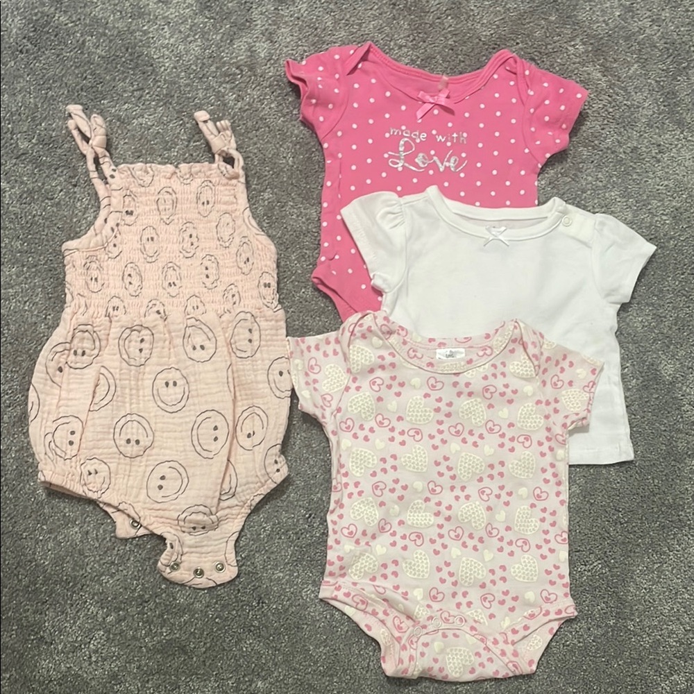0-3mo Baby Girl Pink and White Smiley Kids One Piece Set